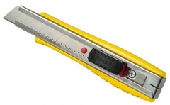 Нож Stanley "FatMax" выдвижное лезвие шириной 18мм, L=135мм (6306628)