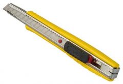 Нож Stanley "FatMax" выдвижное лезвие шириной 9мм, L=135мм (6306627)